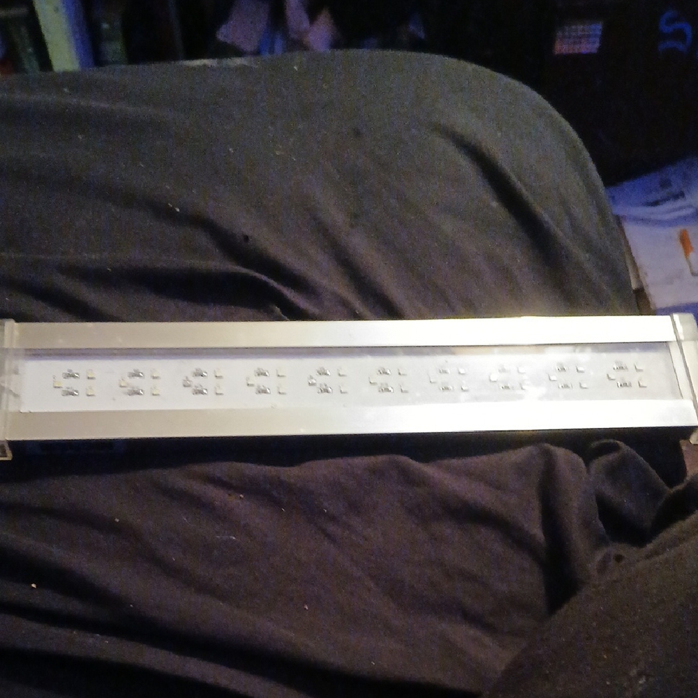 Silver LED Light Bar Super Bright Led Light Lights Up A Whole Fresh Water Tank